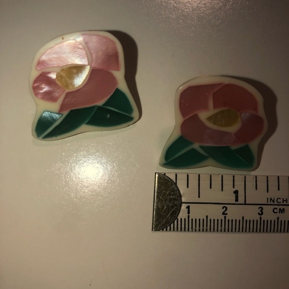 VTG Lee Sands MOP Inlay Lucite Beaded Floral Necklace & Earrings 24” & 1” - Picture 8 of 10